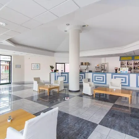 Hotel Hotiday San Nicola 4*