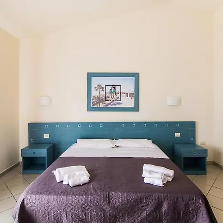 Hotiday San Nicola 4*